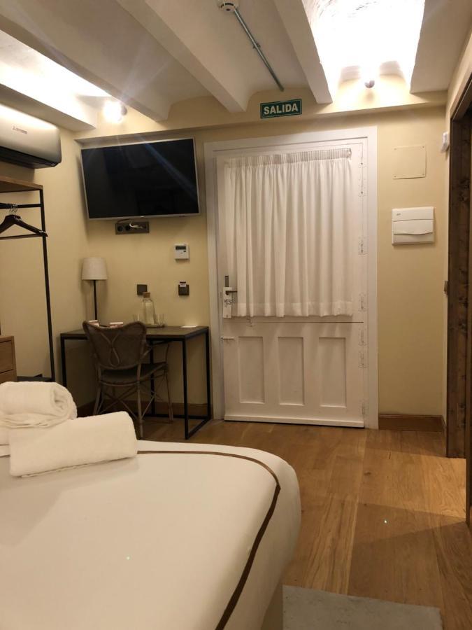 Hotel Boutique Casa Del Comendador Navalcarnero Bagian luar foto